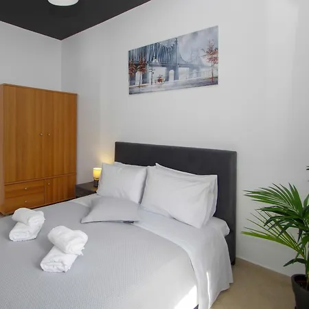 Eunoia Syros Apartman *